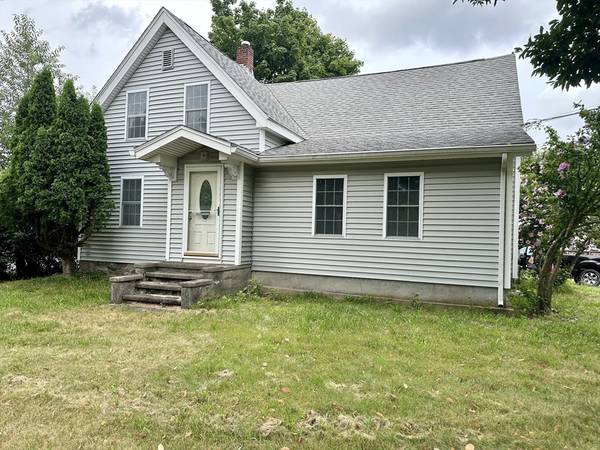 627 Hancock St, Abington, MA 02351