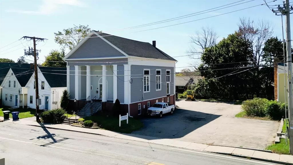 16 Pleasant Street, Leicester, MA 01524