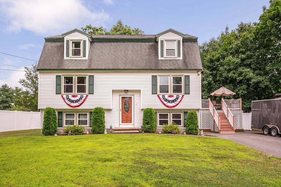 7 Wamesit Rd, Tewksbury, MA 01876