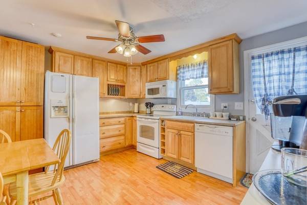 Easthampton, MA 01027,41 South St #59