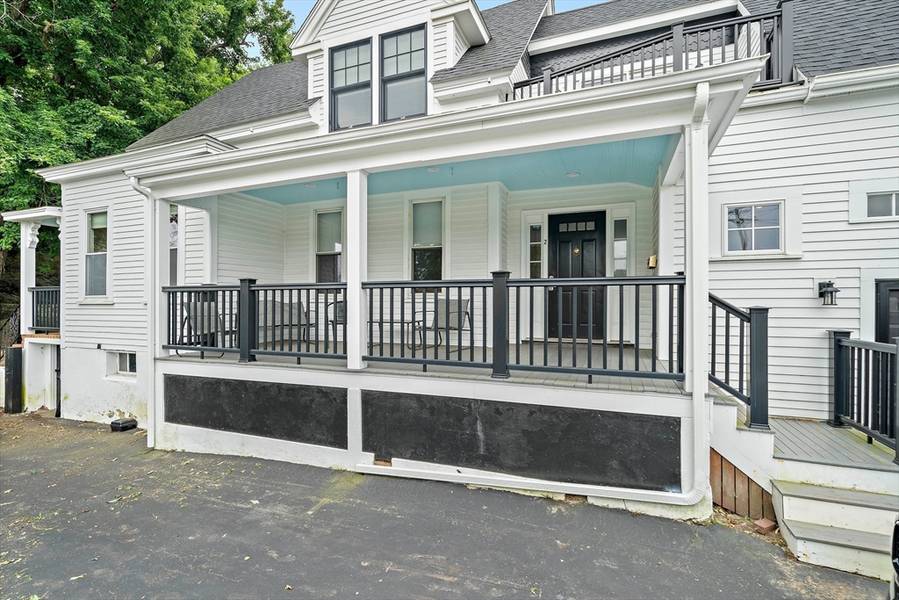 237 Hull St #2, Cohasset, MA 02025