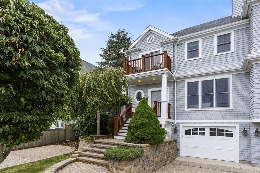 24 Nantucket Ave #A, Falmouth, MA 02540