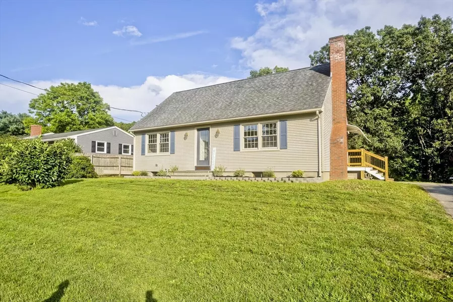 243 Murphy Lane, Chicopee, MA 01020