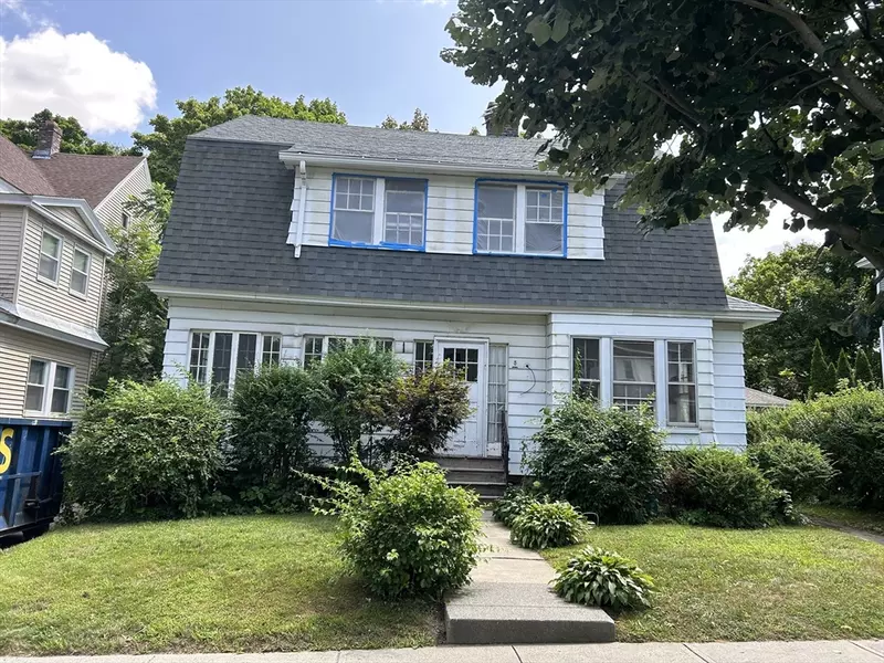 5 Clearview Ave, Worcester, MA 01605