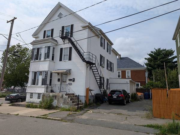 163 Holly St, New Bedford, MA 02746