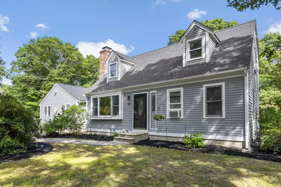 58 Saddleback Rd, Mashpee, MA 02649