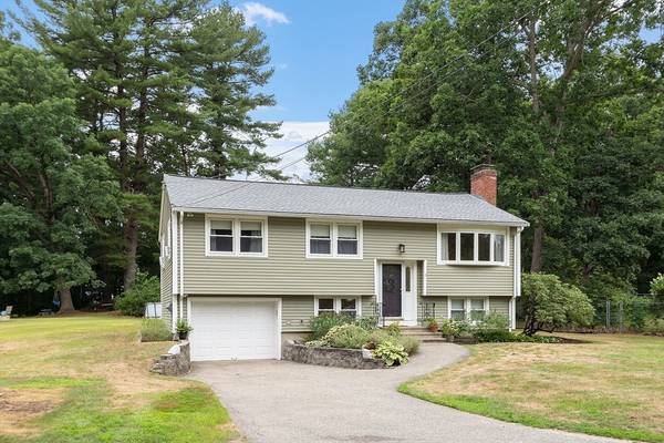 9 Springwell Rd, Billerica, MA 01821