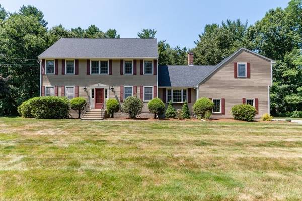 61 Dudley Road, Billerica, MA 01821