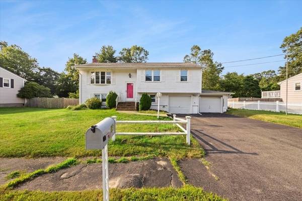 23 Theresa Rd, Brockton, MA 02302