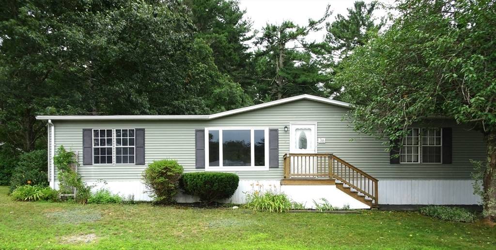 36 Presidents  Way, Carver, MA 02330