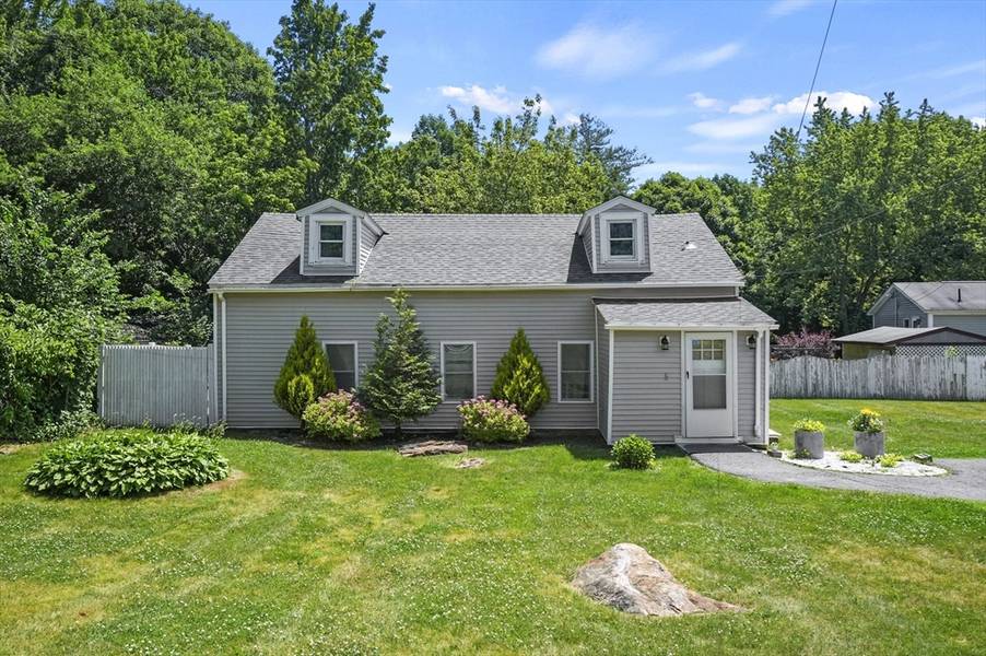 165 Chelsea Street, Gardner, MA 01440