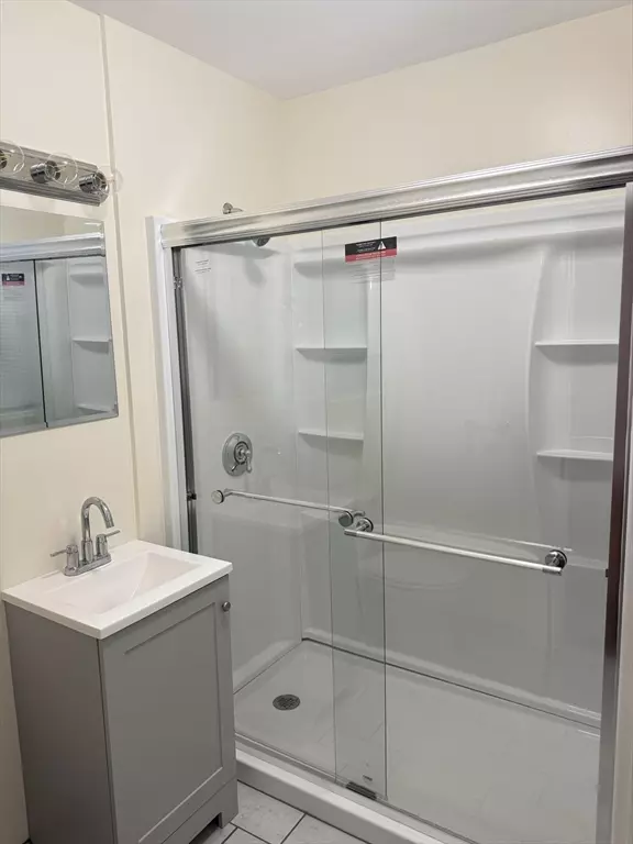 Boston, MA 02115,39 Hemenway Street #10