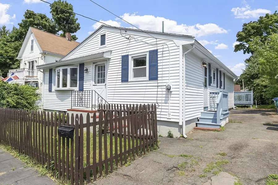 33 Wardwell Ave, Lynn, MA 01902