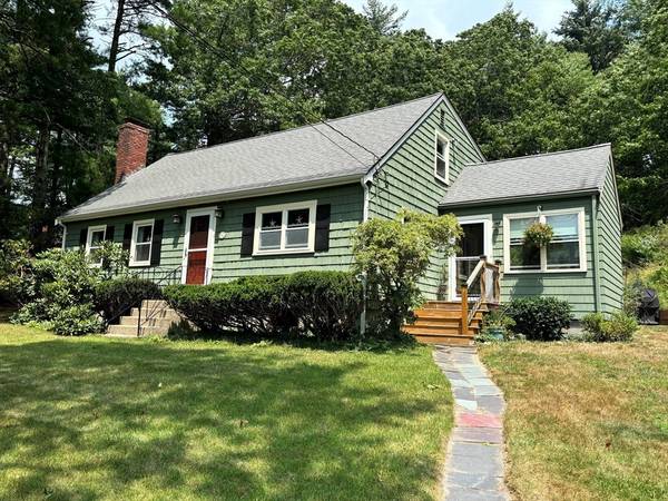 274 Pleasant St, Pembroke, MA 02359