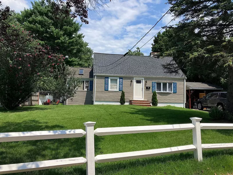 44 Oakland Street, Dedham, MA 02026