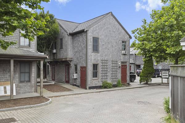 41 Old South Rd #5E, Nantucket, MA 02554