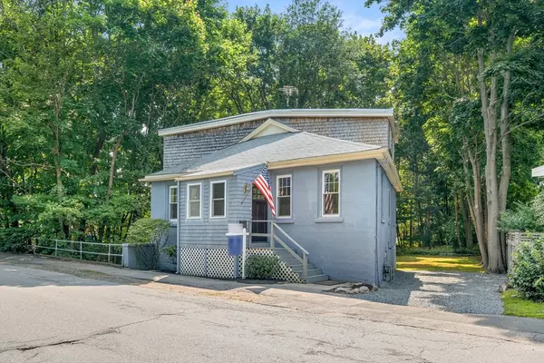 Manchester, MA 01944,44 Norwood