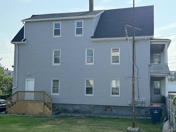 164 Holly St, New Bedford, MA 02746