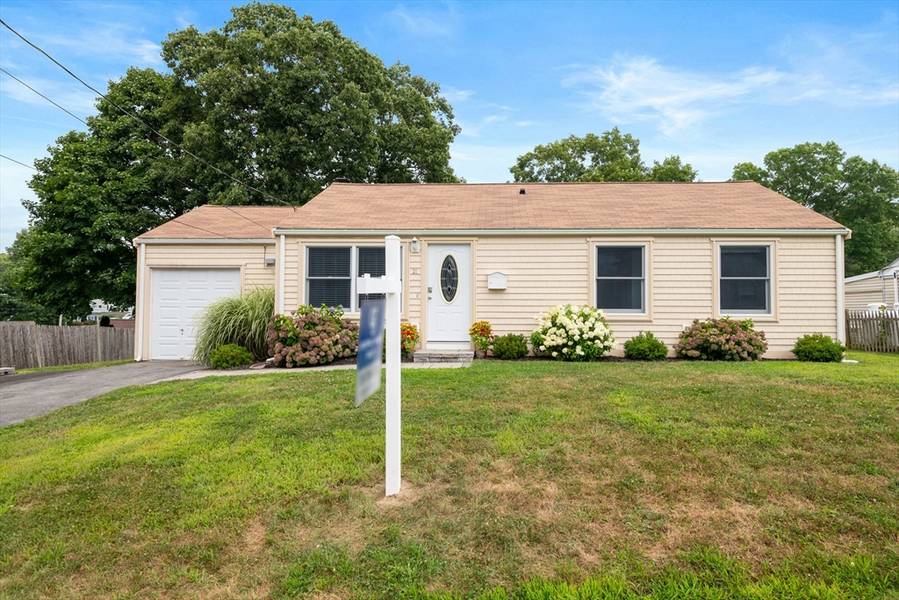 21 Karen Ln, Weymouth, MA 02188