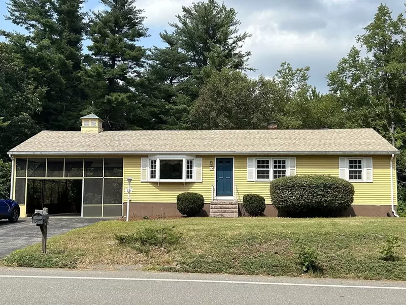 16 Pennacook Dr, Leominster, MA 01453