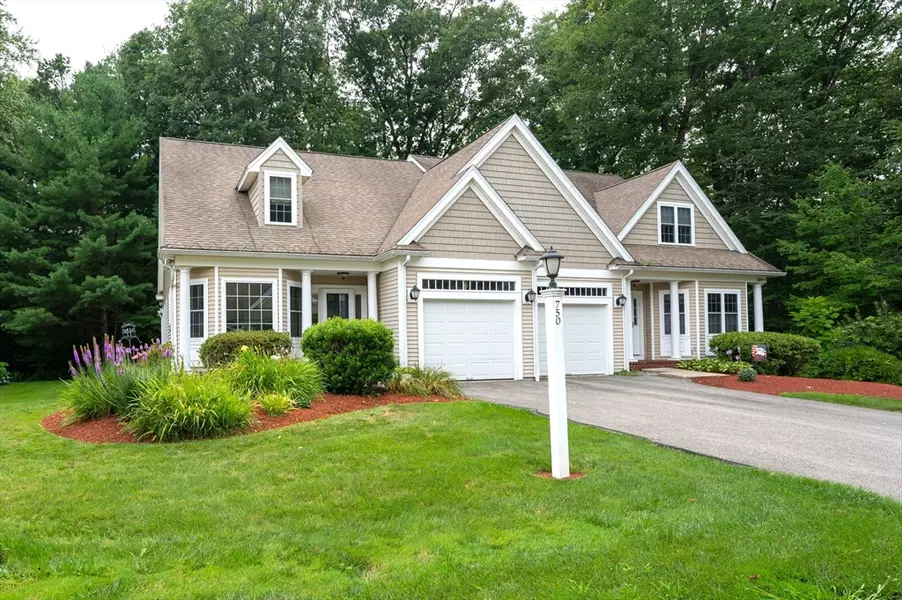 750 Blue Heron Dr #750, Lancaster, MA 01523