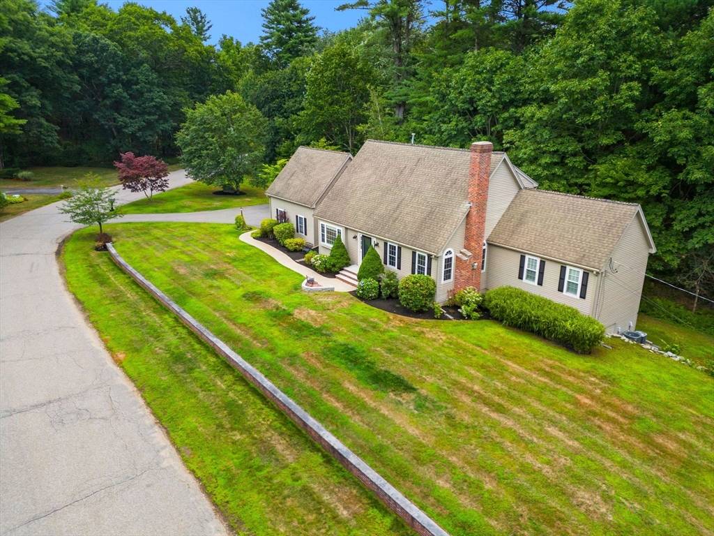 North Andover, MA 01845,7 Duncan Dr