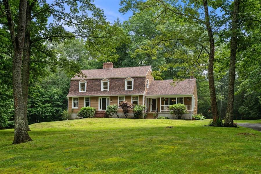 75 Barre Rd, Hubbardston, MA 01452