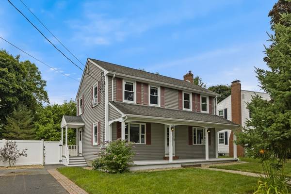 38 Glendale Dr, Danvers, MA 01923