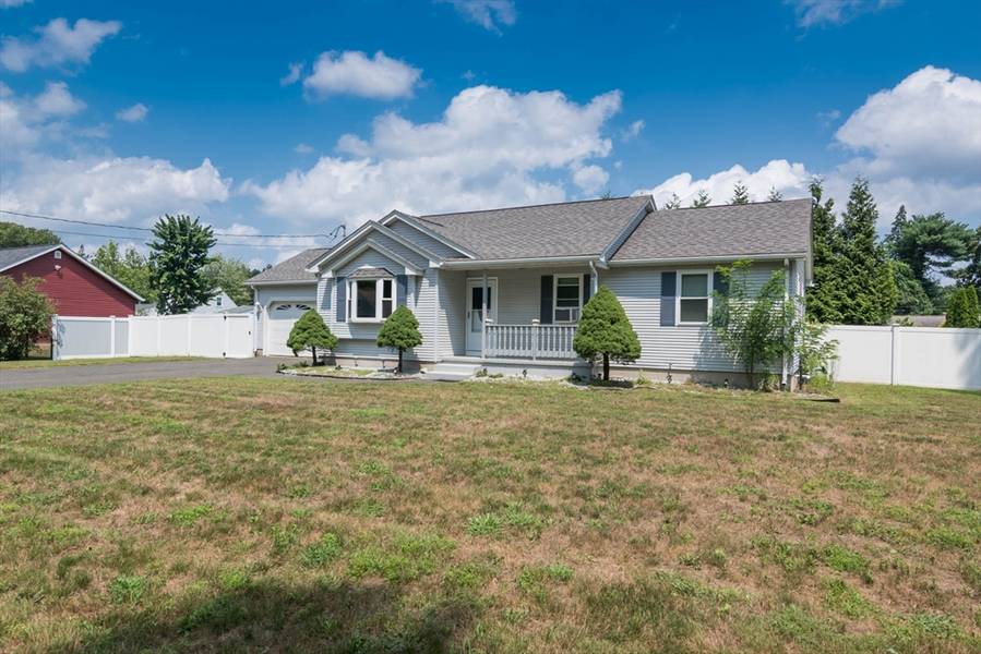 54 Mckinley St, Agawam, MA 01030