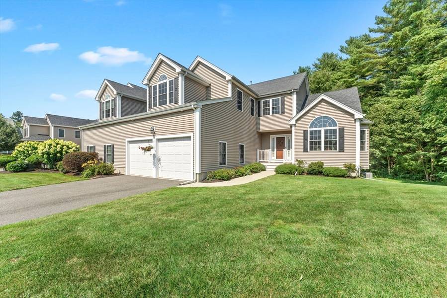 15 Rockville Mdws #15, Millis, MA 02054