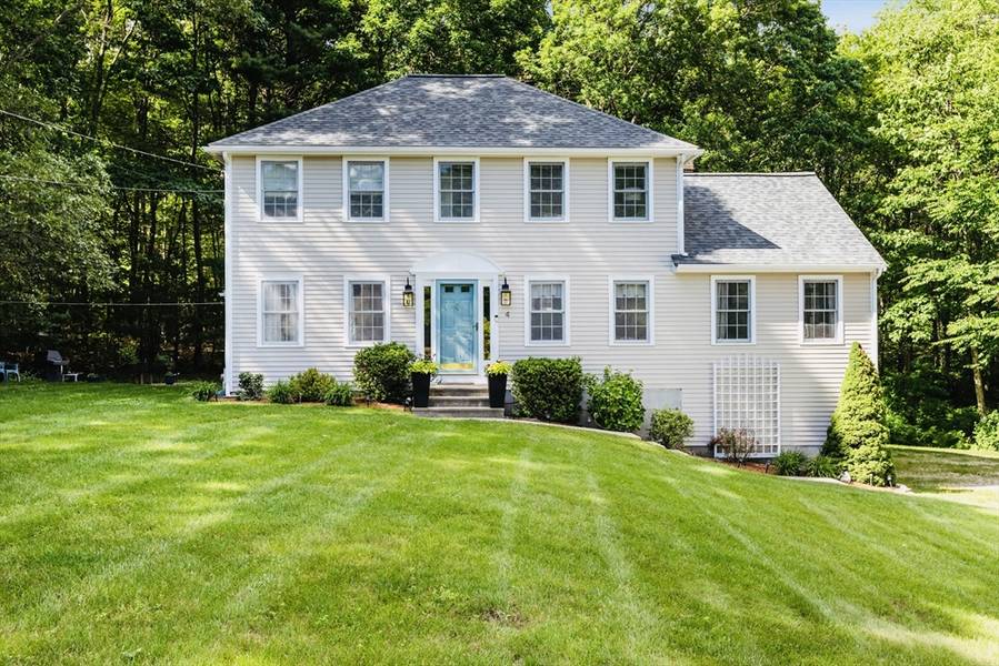 4 Tucker Circle, Douglas, MA 01516