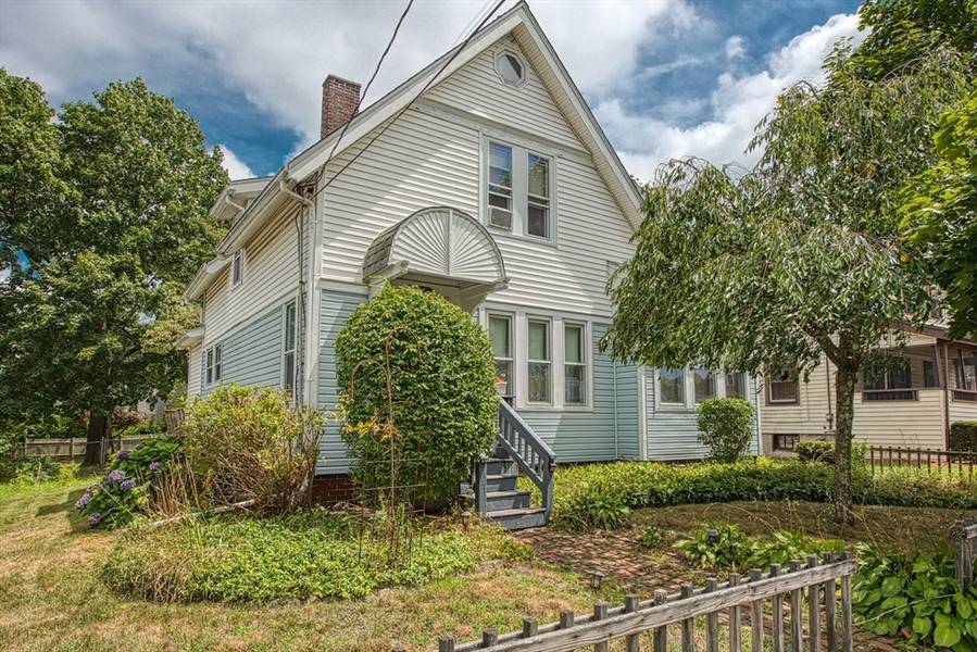 124 Manomet St, Brockton, MA 02301