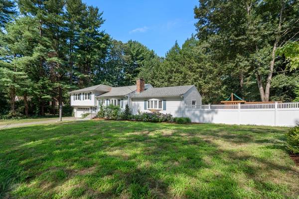 4 Highgate Rd, Wayland, MA 01778