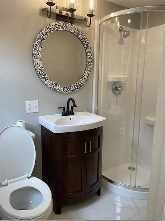 Duxbury, MA 02332,52 Kingstown Way
