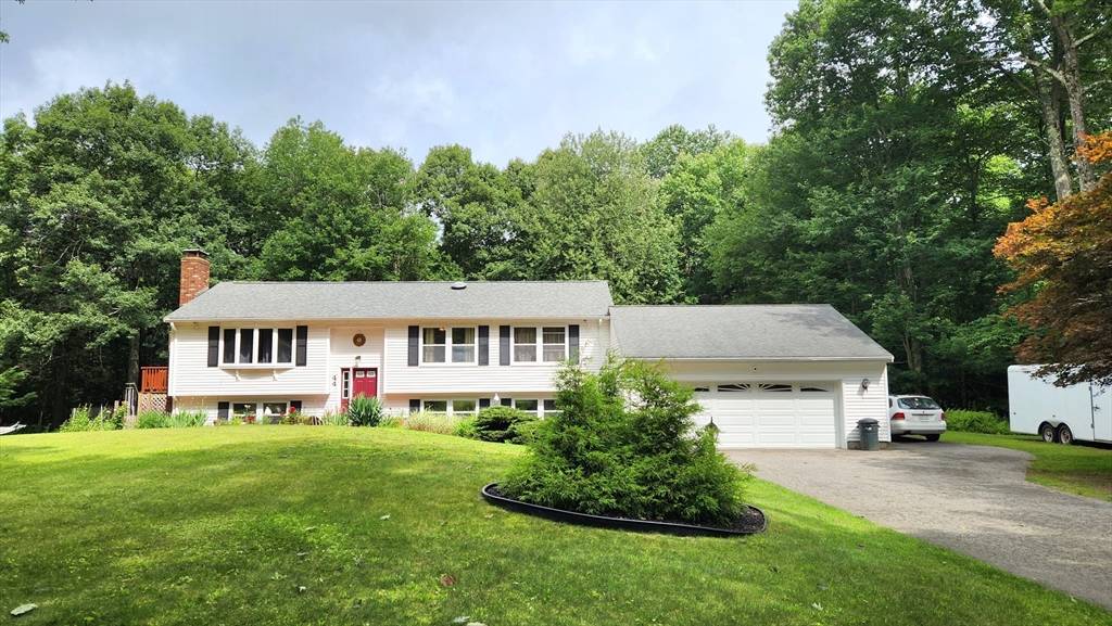 44 Hemlock Street, Leicester, MA 01524