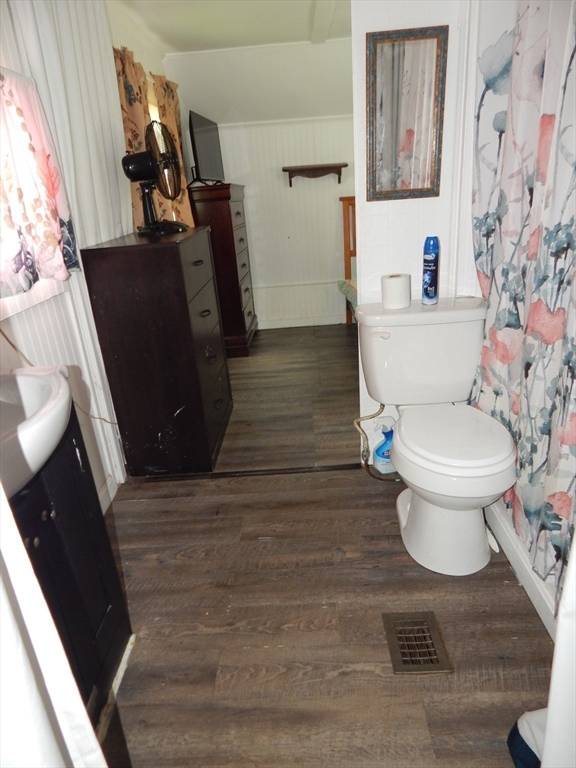 Westborough, MA 01581,165 Turnpike Road #37