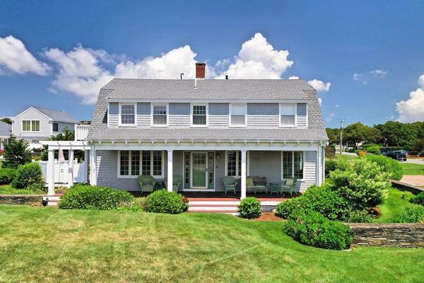 Falmouth, MA 02536,14 Ocean Avenue