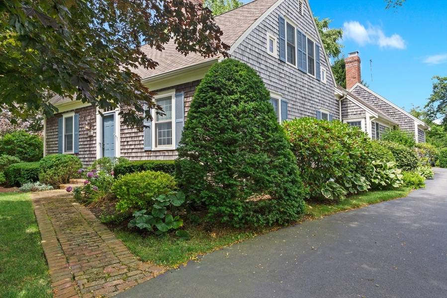 188 Old Main St, Yarmouth, MA 02664