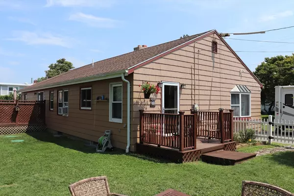 Tiverton, RI 02878,47 Arbor Ter