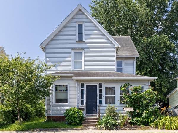 23 Yvonne Street, Chicopee, MA 01013