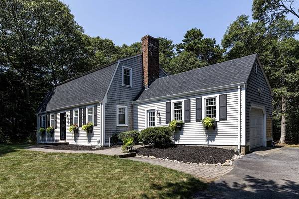 11 Chandler Rd, Sandwich, MA 02537