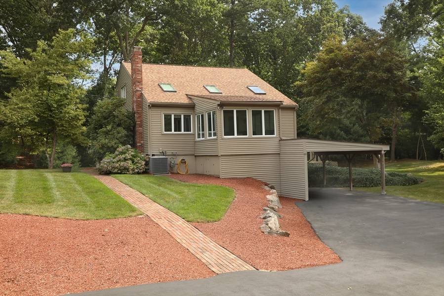 1956 Bay Road, Stoughton, MA 02072