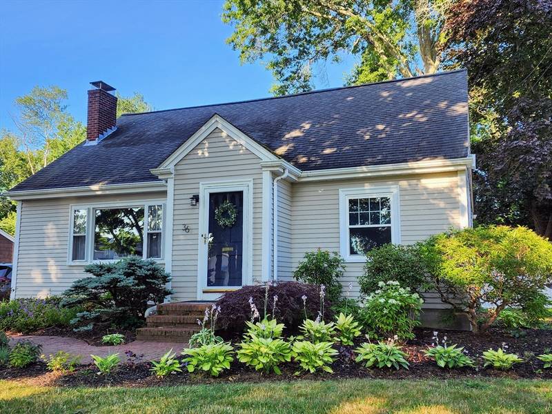 36 Francis Street, Fairhaven, MA 02719