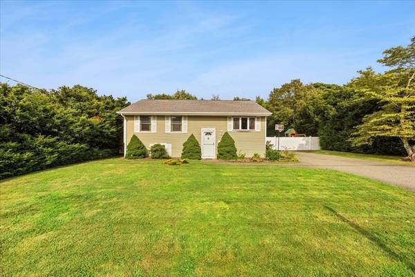 75 Bark St, Swansea, MA 02777