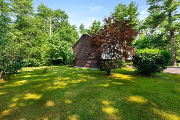 Norton, MA 02766,2 Pine Needle Dr