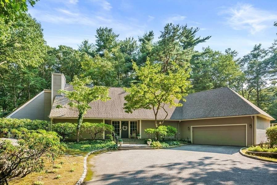 53 Autumn Rd, Weston, MA 02493