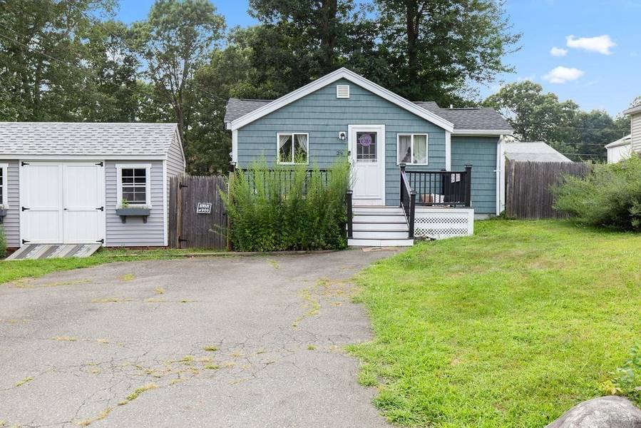 28 Fern Rd, Holbrook, MA 02343