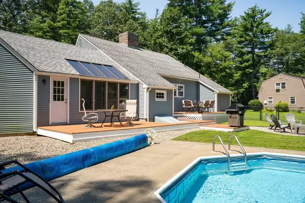 Southampton, MA 01073,107 Strong Rd