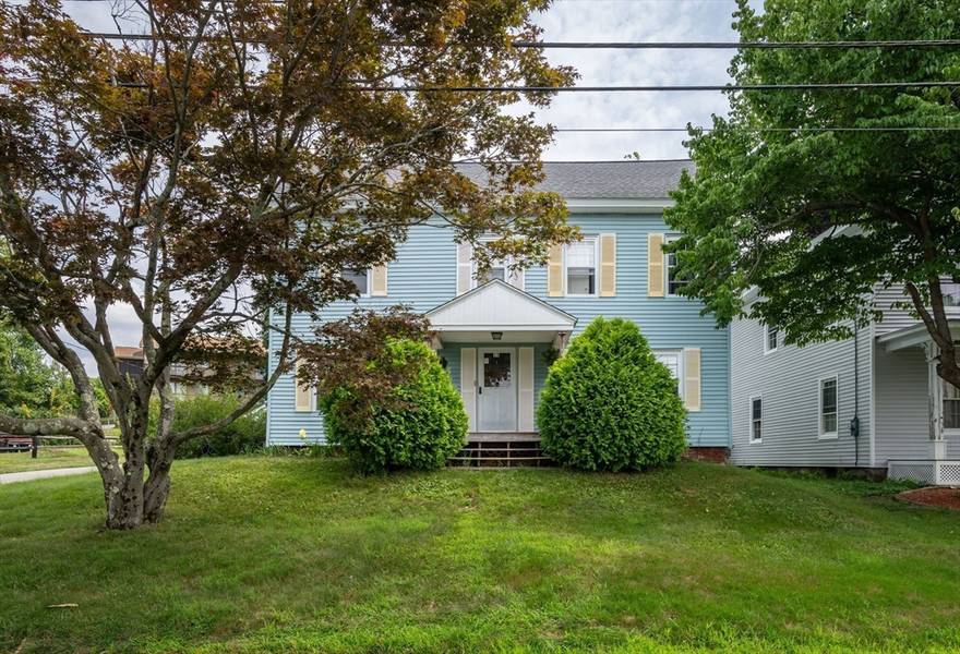 35 Grove St, Leicester, MA 01524