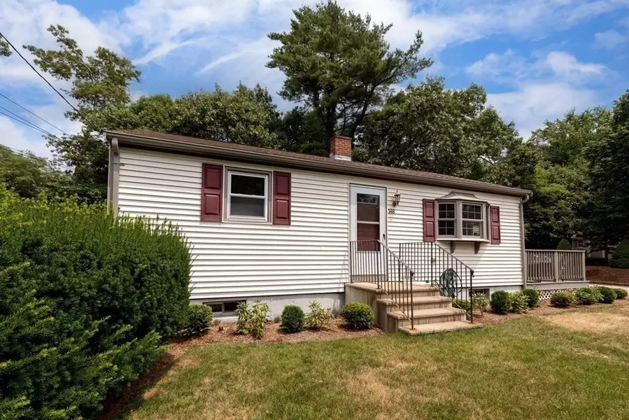 148 Billington St, Plymouth, MA 02360